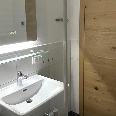 Apartment Laerchenhof 301